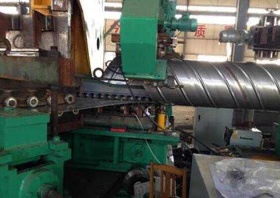 螺旋钢管生产设备